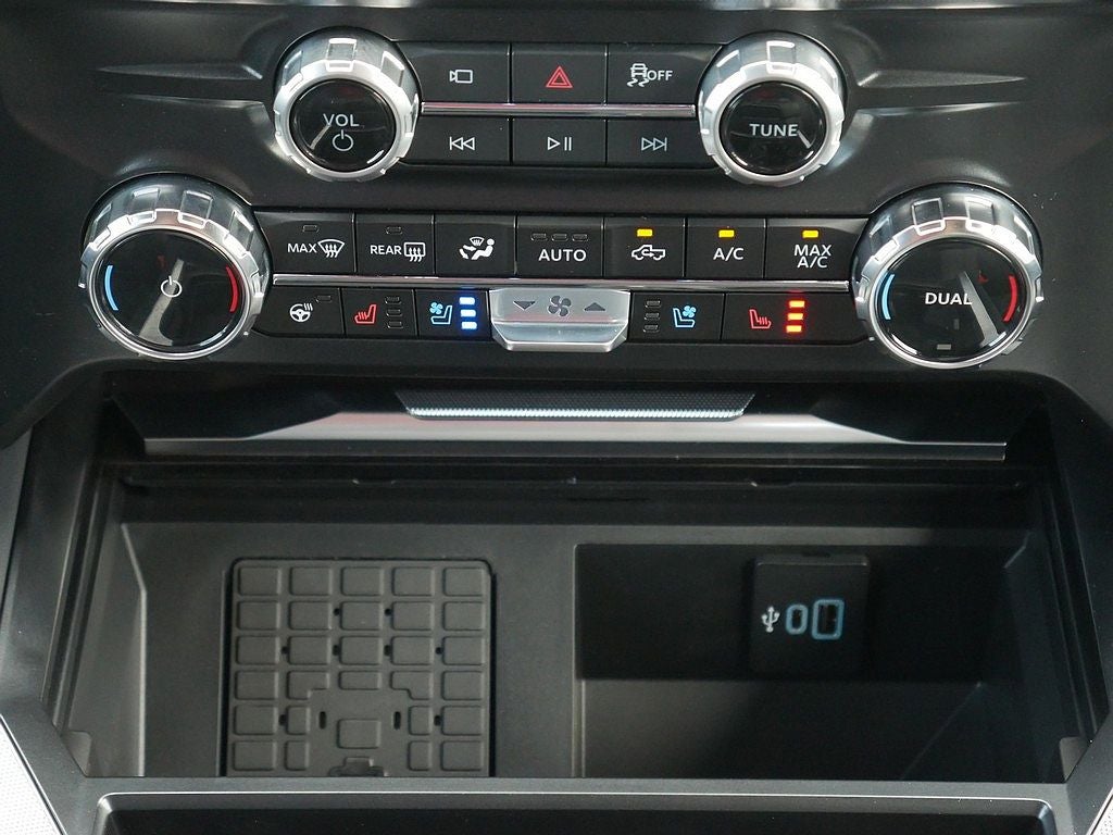 2026 Ford F-350SD Platinum DRW 4WD