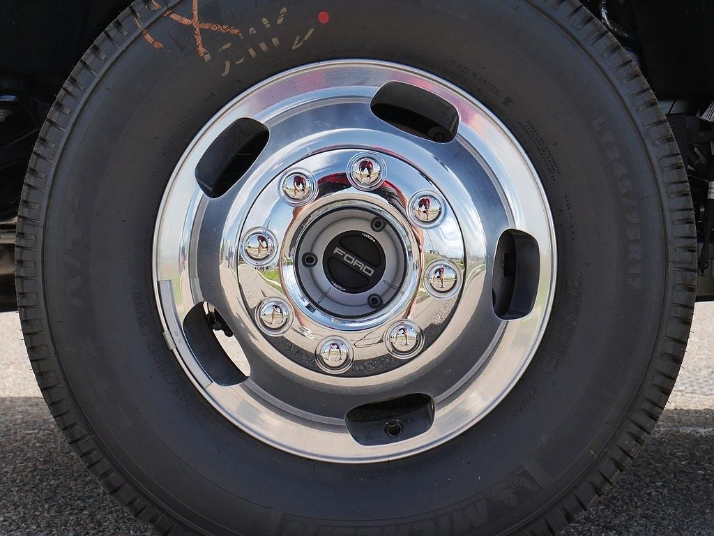 2026 Ford F-350SD Platinum DRW 4WD