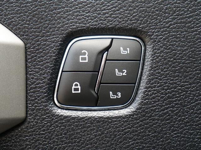 2020 Ford F-350SD Lariat DRW 6.7