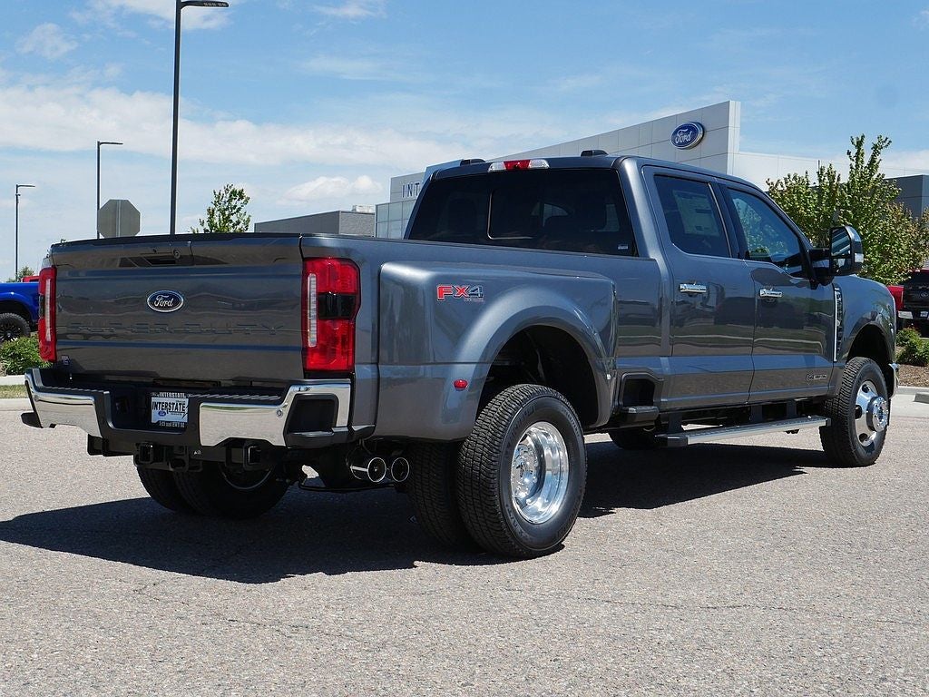 2026 Ford F-350SD Lariat DRW 4WD