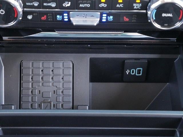 2026 Ford F-350SD Lariat DRW 4WD