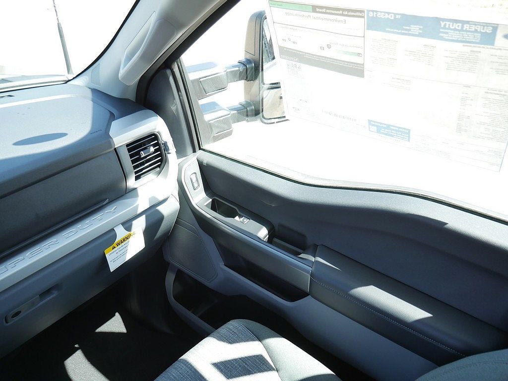 2026 Ford F-350SD XLT SUPER CAB 4WD