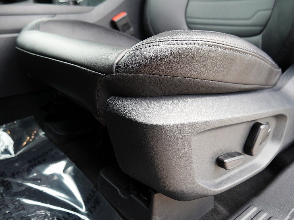 2025 Ford Ranger Lariat CREW