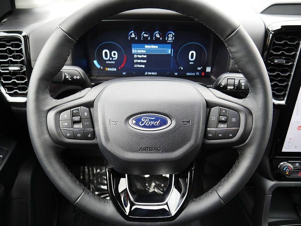 2025 Ford Ranger Lariat CREW