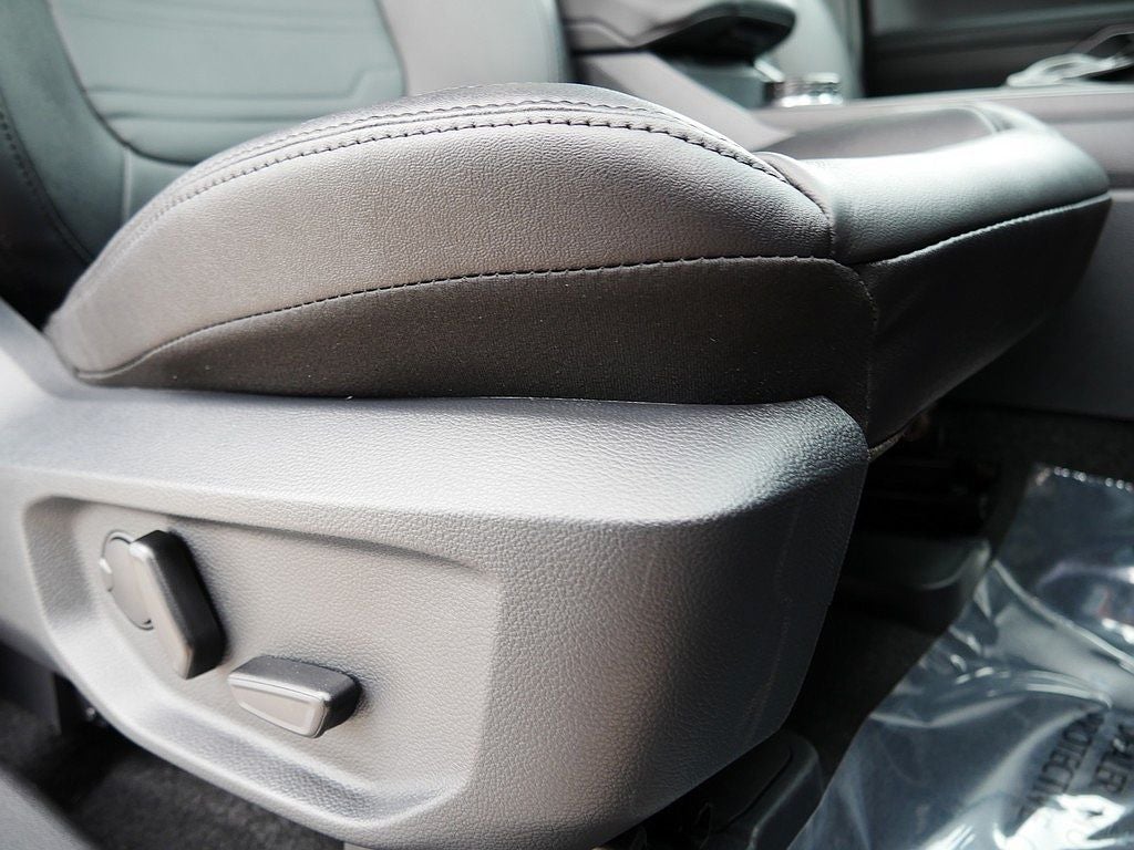 2025 Ford Ranger Lariat CREW