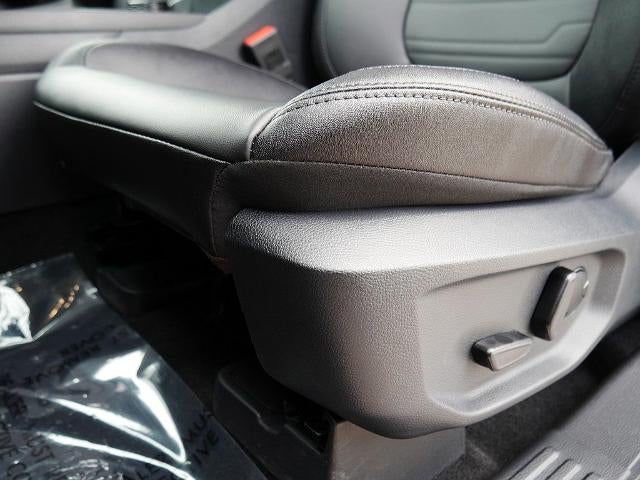 2025 Ford Ranger Lariat CREW