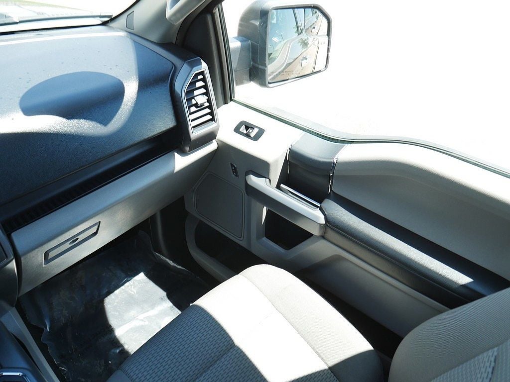 2017 Ford F-150 XLT CREW 2.7