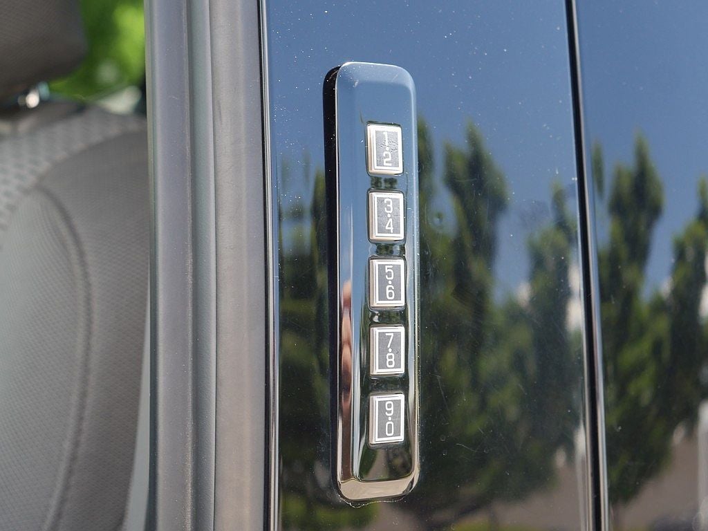 2017 Ford F-150 XLT CREW 2.7