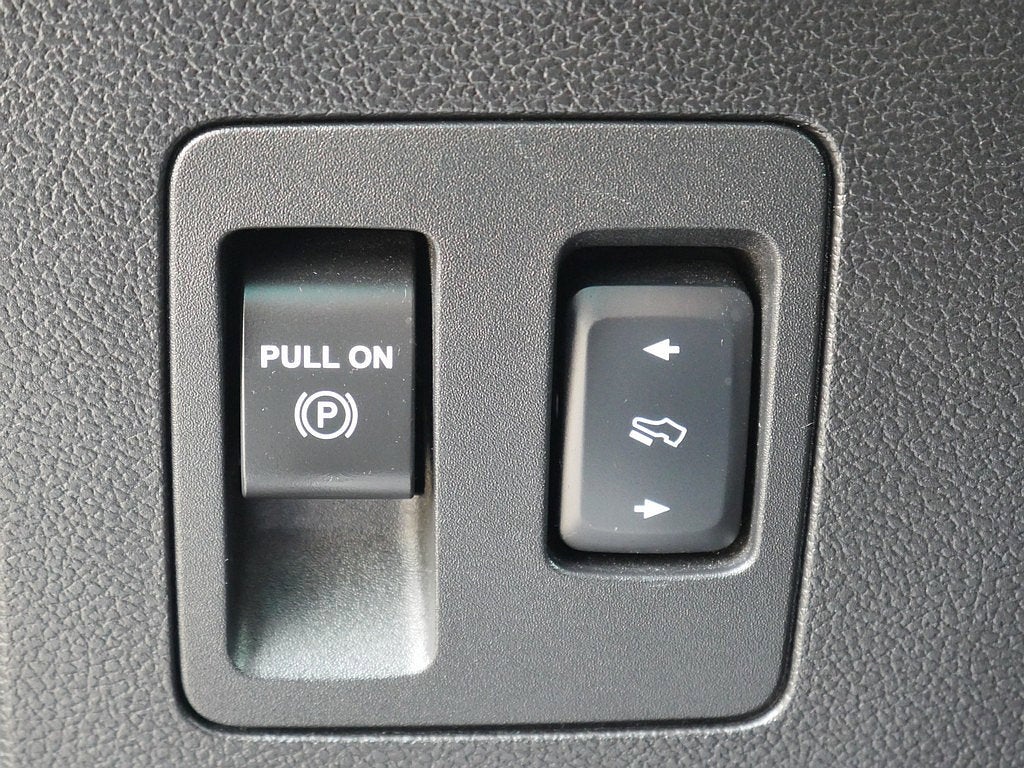2018 Ford F-150 XLT CREW 2.7