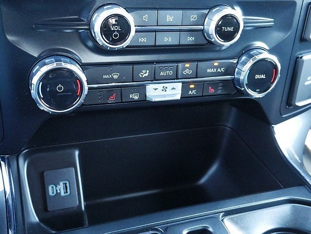 2023 Ford F-150 XLT CREW 2.7