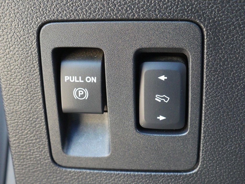 2017 Ford F-150 XLT CREW 2.7