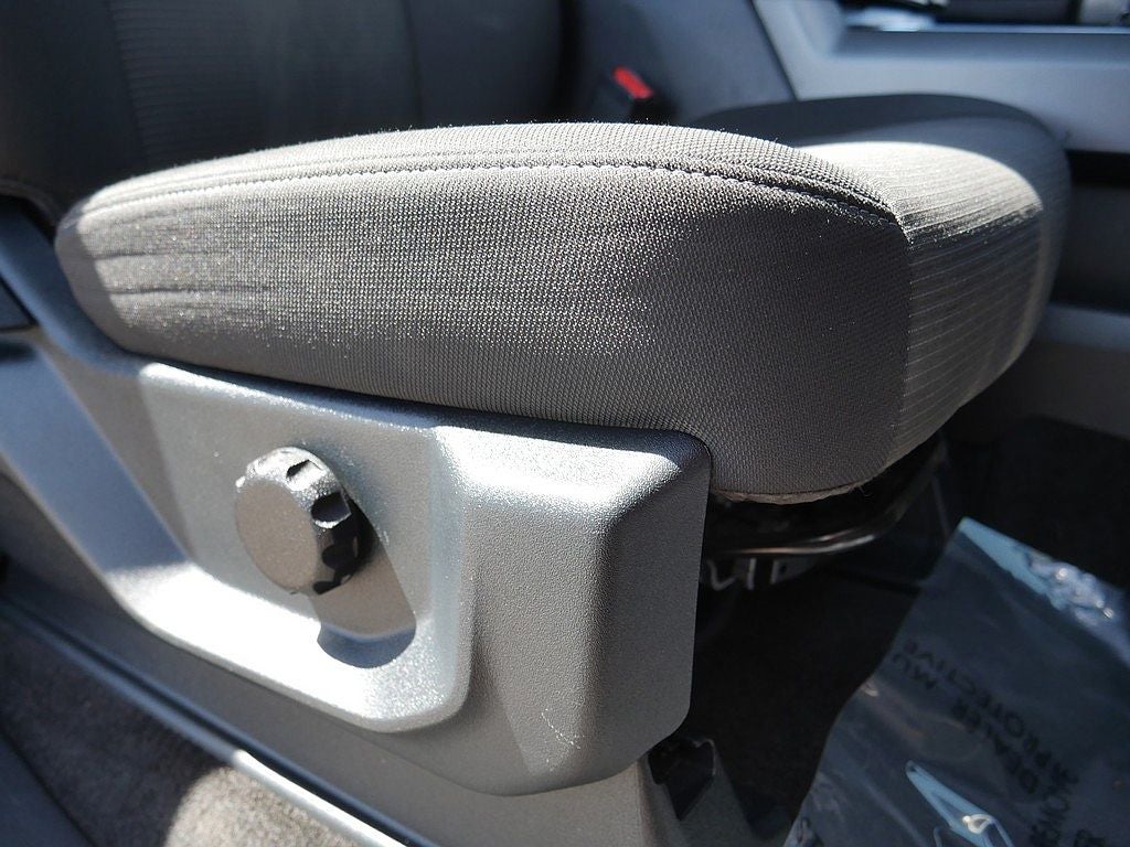 2017 Ford F-150 XLT CREW 2.7