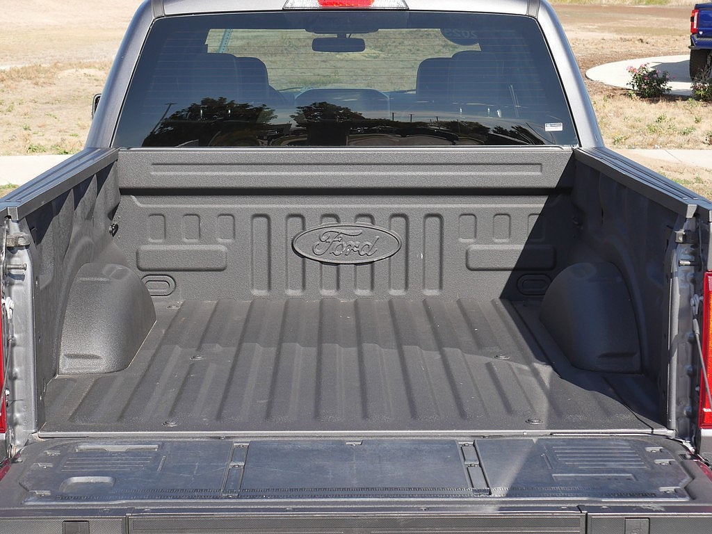 2023 Ford F-150 XLT CREW 2.7