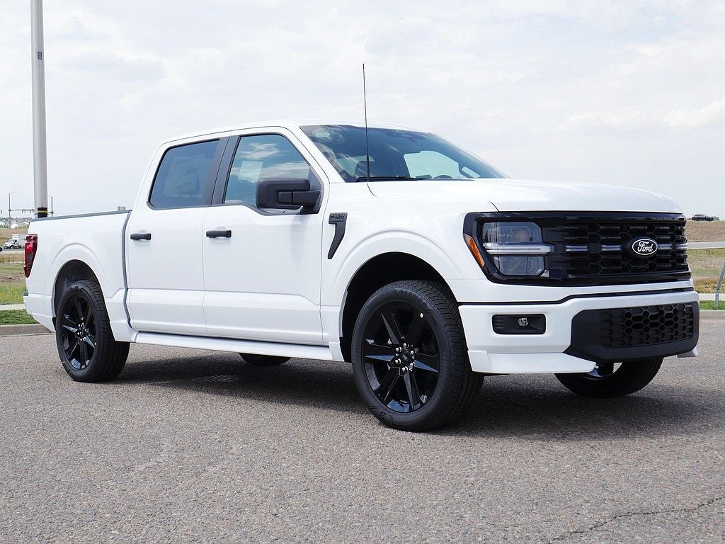 2026 Ford F-150 STX CREW 4WD