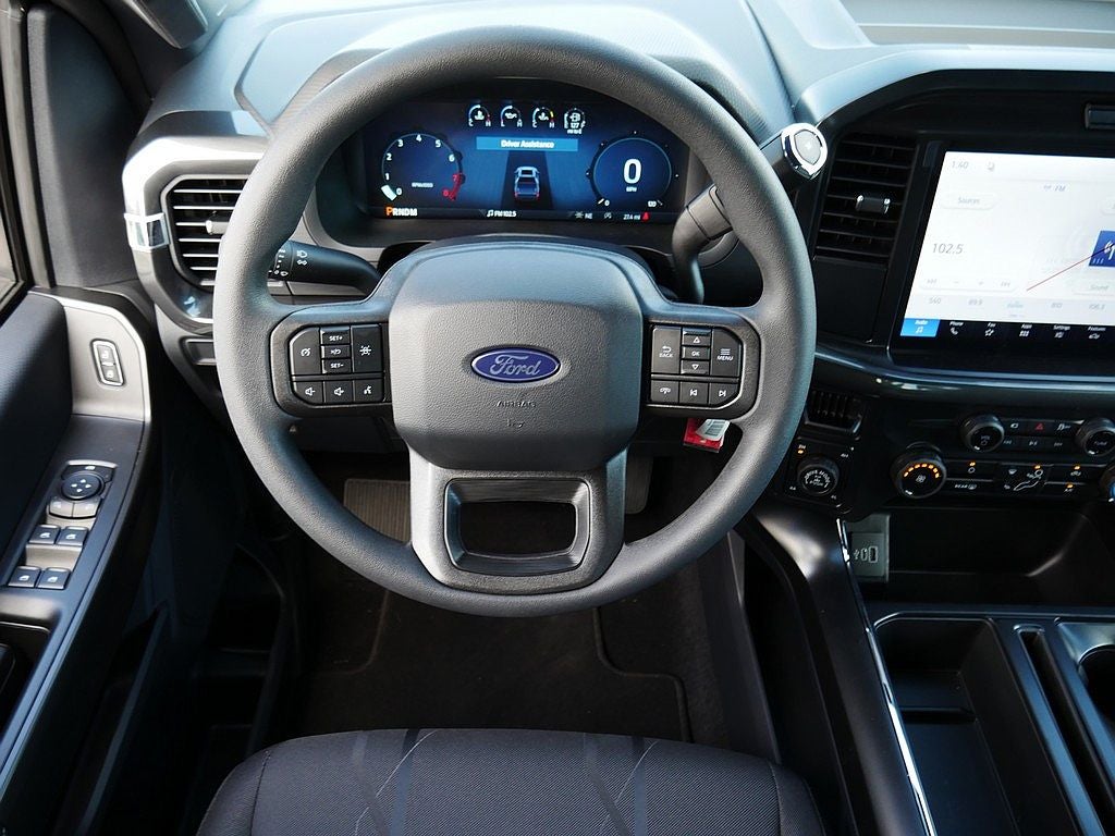 2026 Ford F-150 STX LOBO CREW 4WD