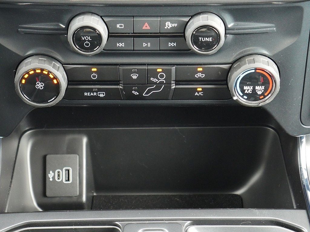2026 Ford F-150 STX CREW 4WD