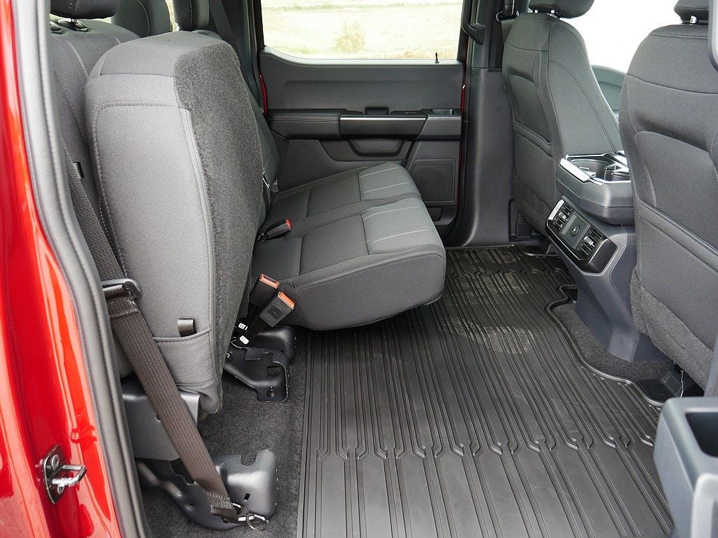 2026 Ford F-150 STX CREW 4WD