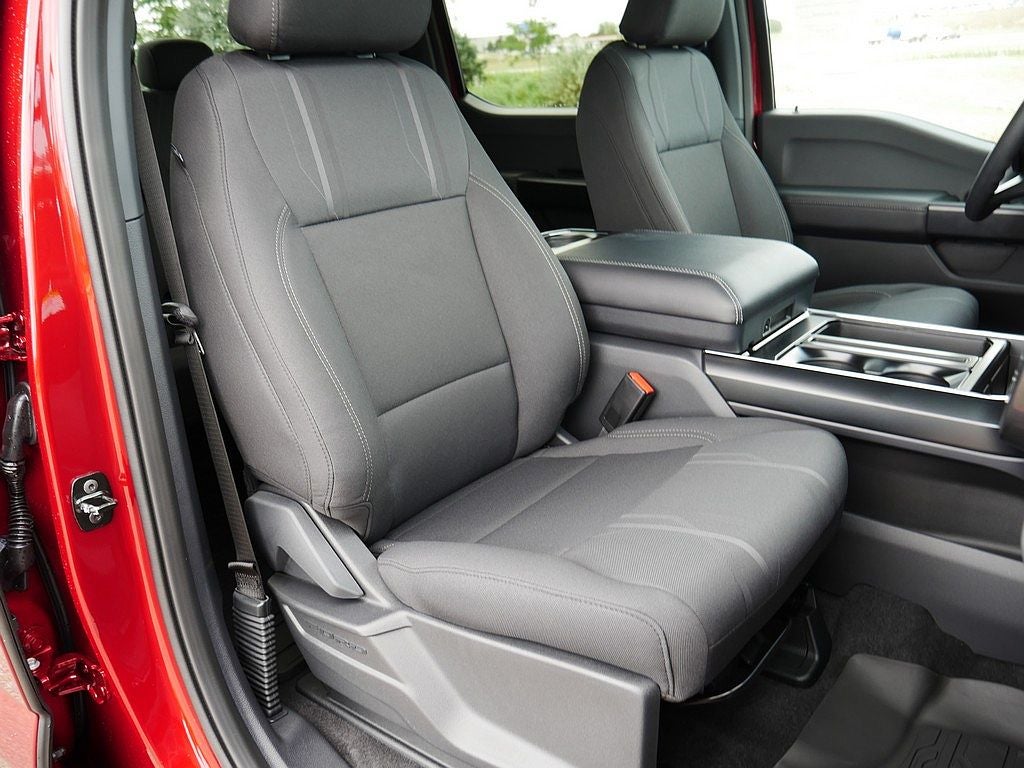 2026 Ford F-150 STX CREW 4WD