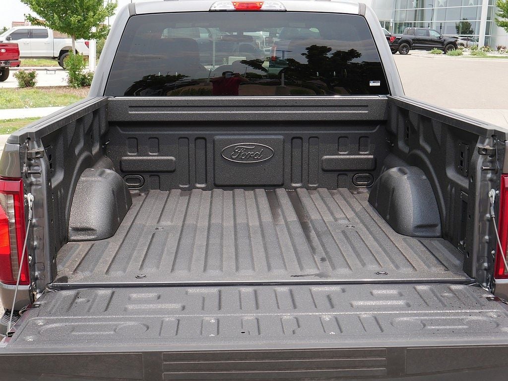 2026 Ford F-150 STX CREW 4WD