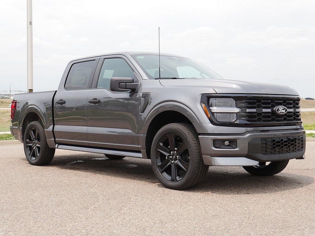 2026 Ford F-150 STX CREW 4WD
