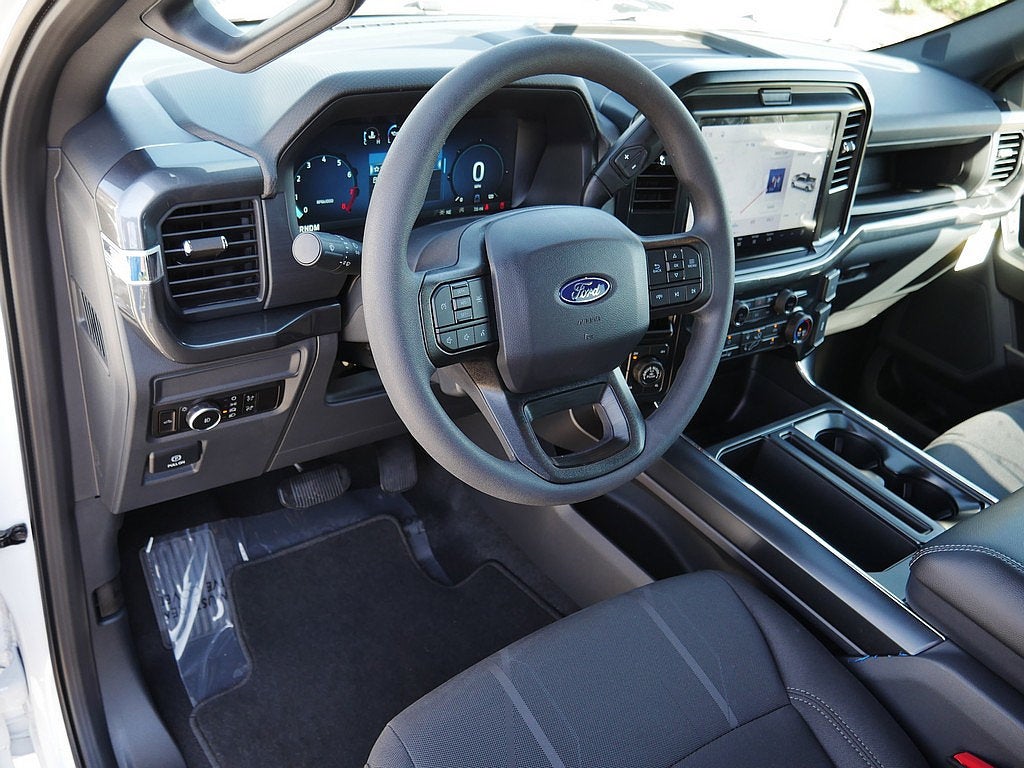 2026 Ford F-150 STX LOBO 4WD