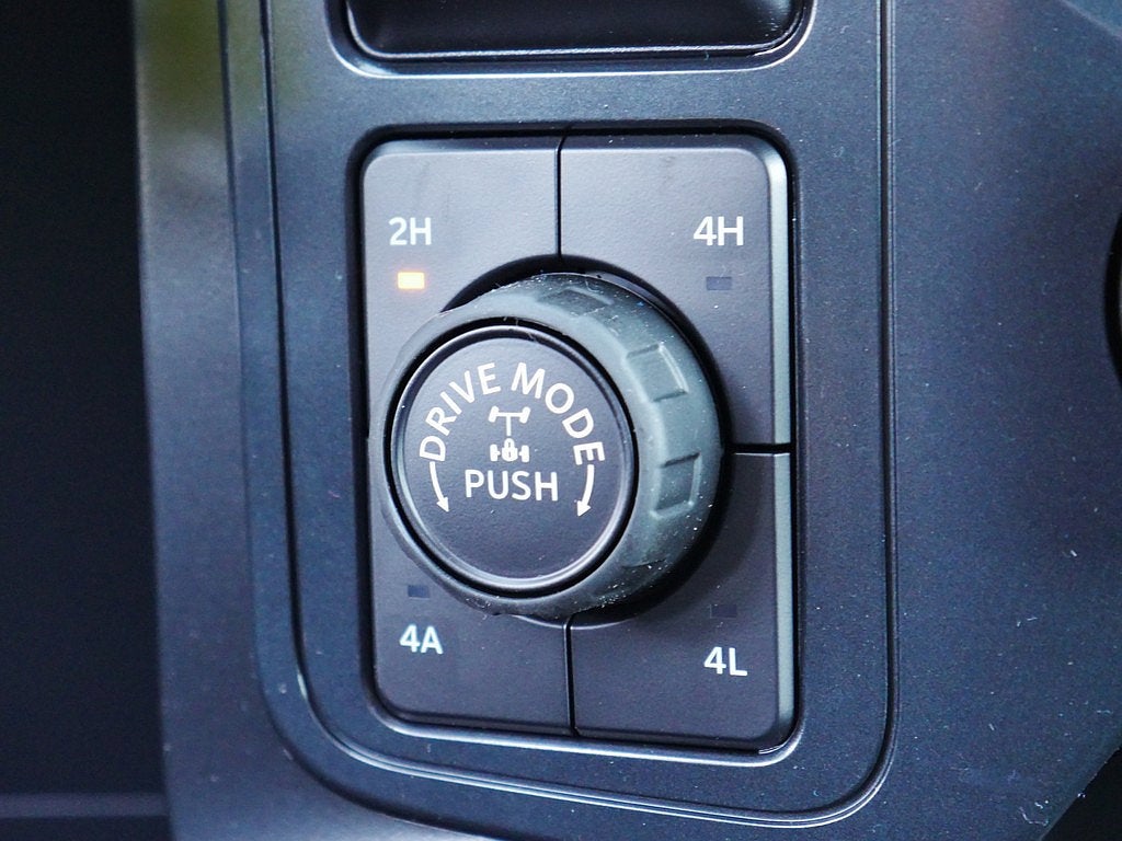 2026 Ford F-150 STX LOBO 4WD