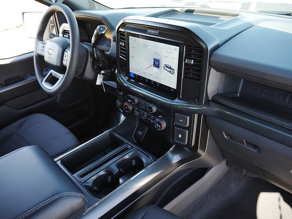 2026 Ford F-150 STX LOBO 4WD
