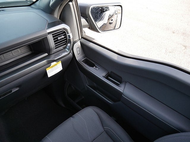 2026 Ford F-150 STX CREW 4WD