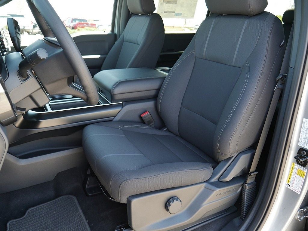 2026 Ford F-150 STX CREW 4WD