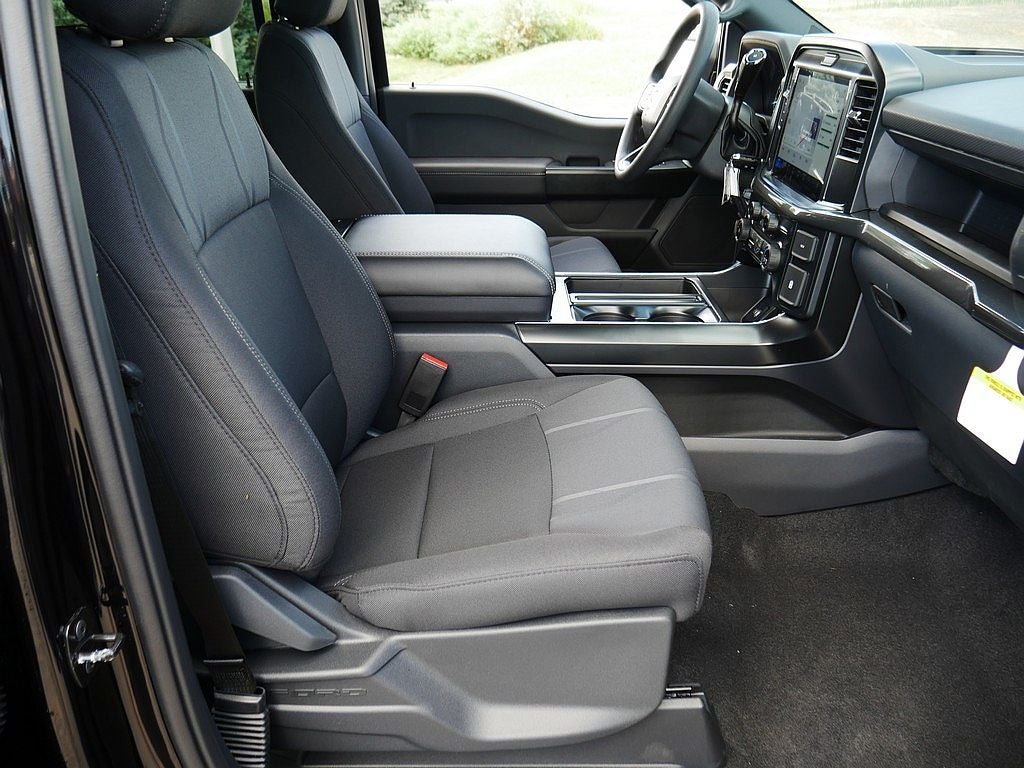 2026 Ford F-150 STX CREW 4WD