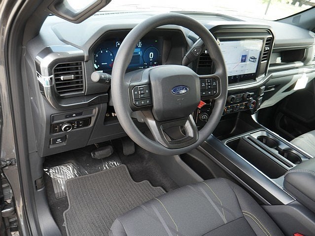 2025 Ford F-150 STX CREW 4WD
