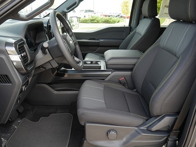 2025 Ford F-150 STX CREW 4WD