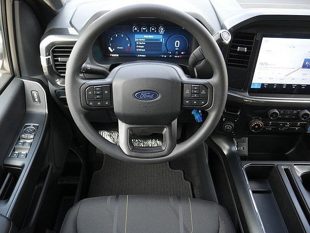 2025 Ford F-150 STX CREW 4WD