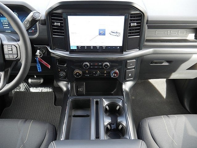 2025 Ford F-150 STX CREW 4WD