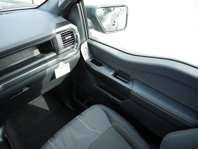 2025 Ford F-150 STX CREW 4WD