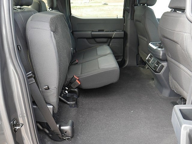 2025 Ford F-150 STX CREW 4WD