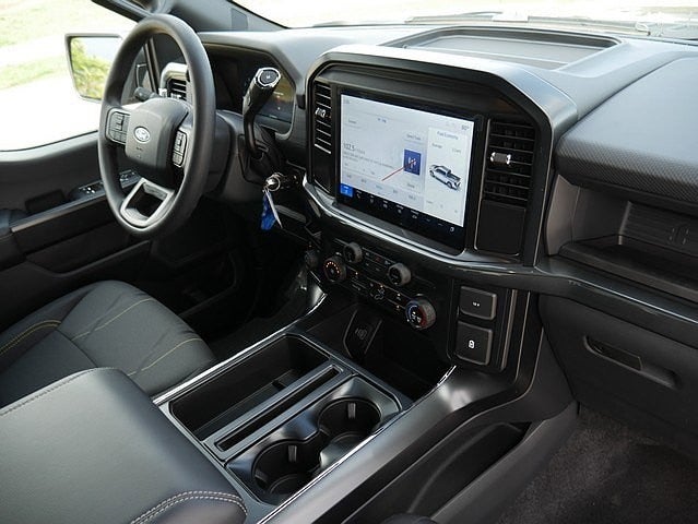 2025 Ford F-150 STX CREW 4WD