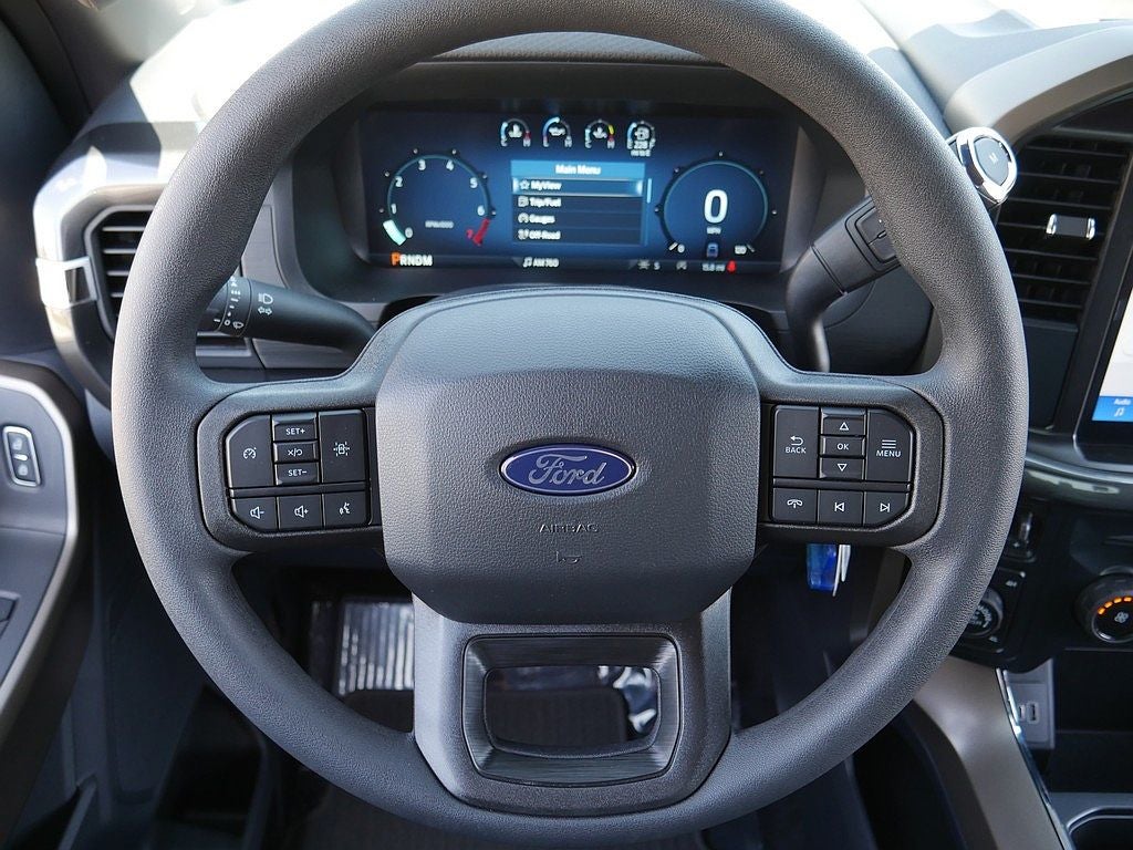 2026 Ford F-150 STX CREW 4WD
