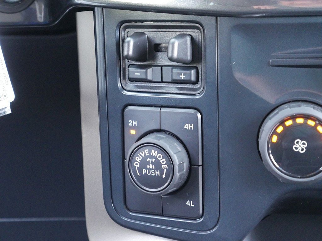 2026 Ford F-150 STX CREW 4WD