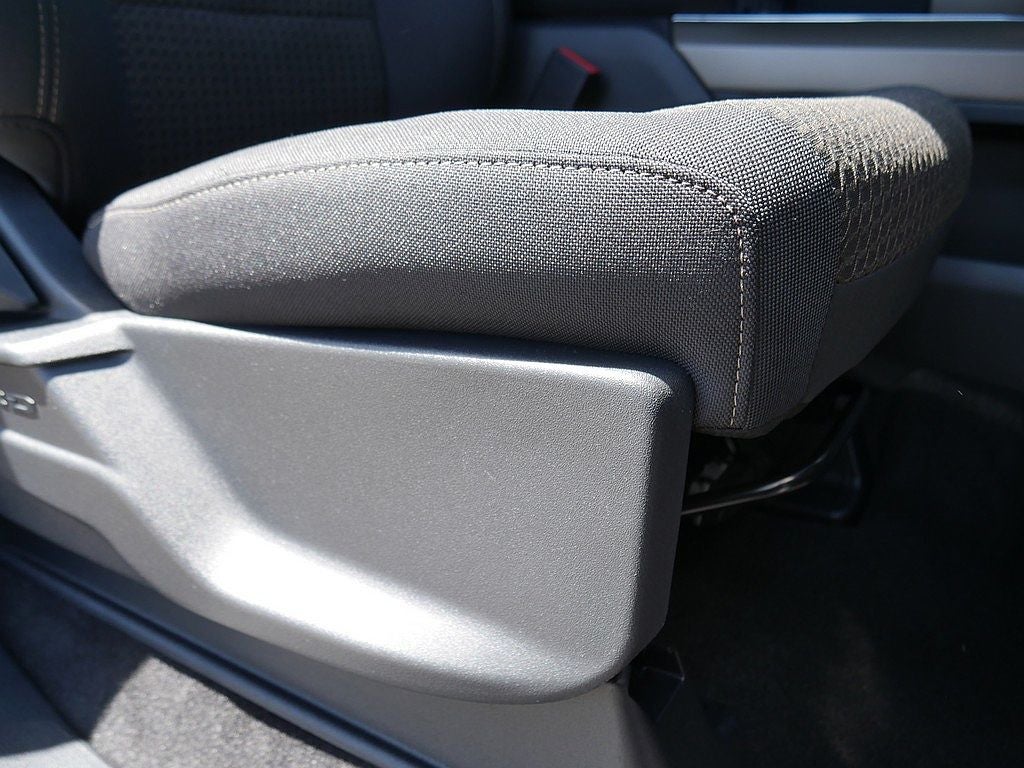 2026 Ford F-150 STX CREW 4WD