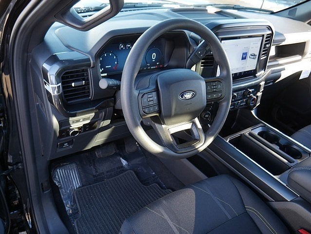 2025 Ford F-150 STX CREW 4WD