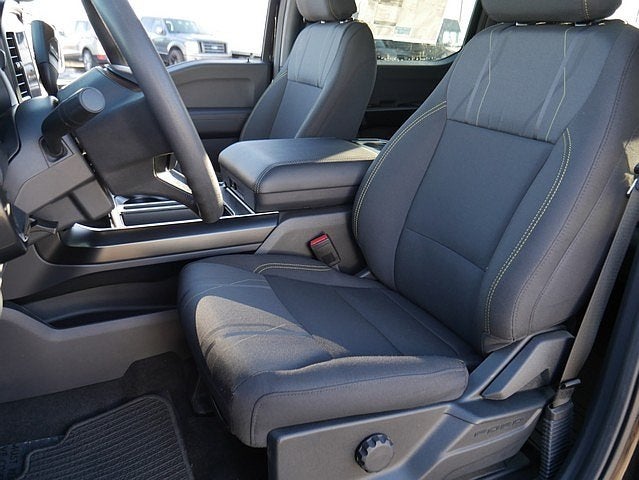 2025 Ford F-150 STX CREW 4WD