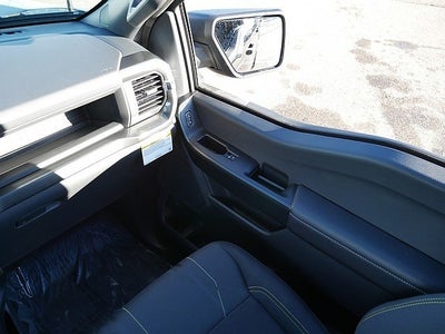 2025 Ford F-150 STX CREW 4WD