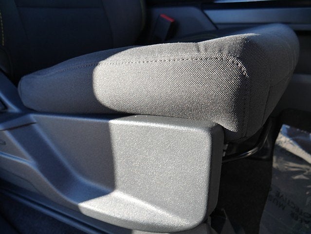 2025 Ford F-150 STX CREW 4WD