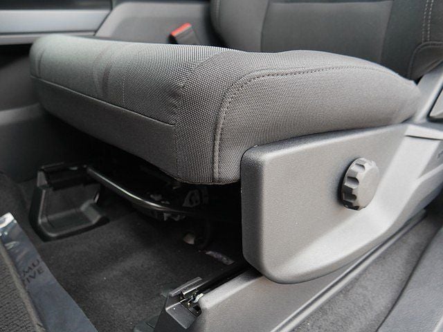 2026 Ford F-150 STX CREW 4WD