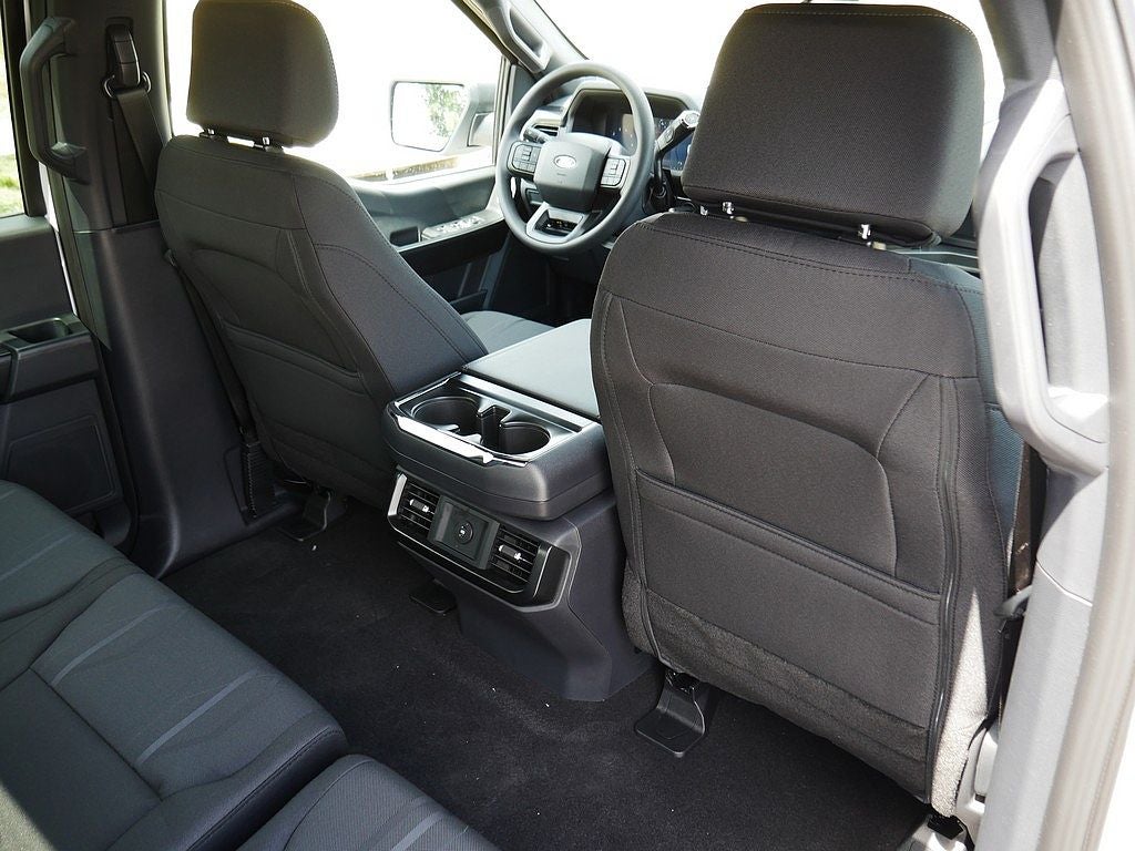 2026 Ford F-150 STX CREW 4WD