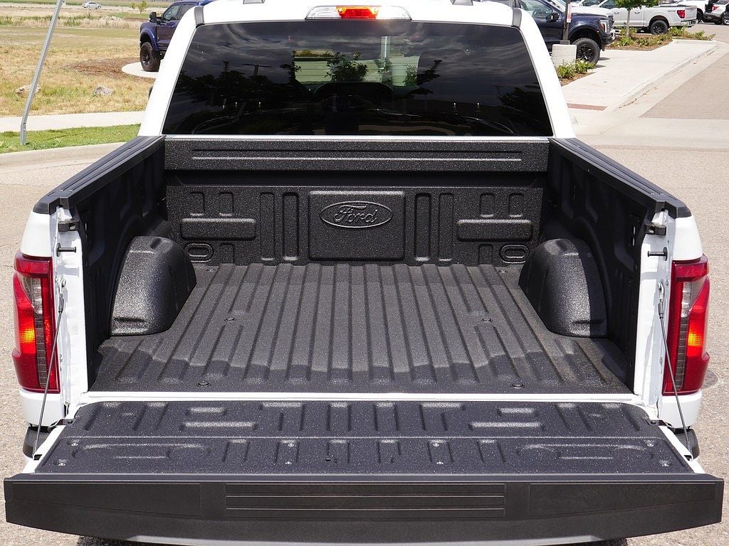 2026 Ford F-150 STX CREW 4WD