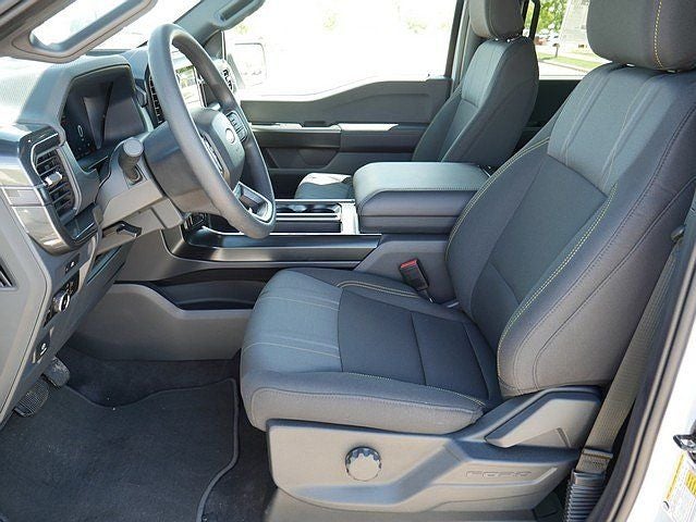 2025 Ford F-150 STX CREW 4WD