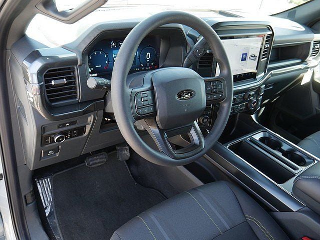 2025 Ford F-150 STX CREW 4WD