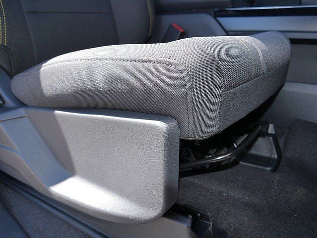 2025 Ford F-150 STX CREW 4WD